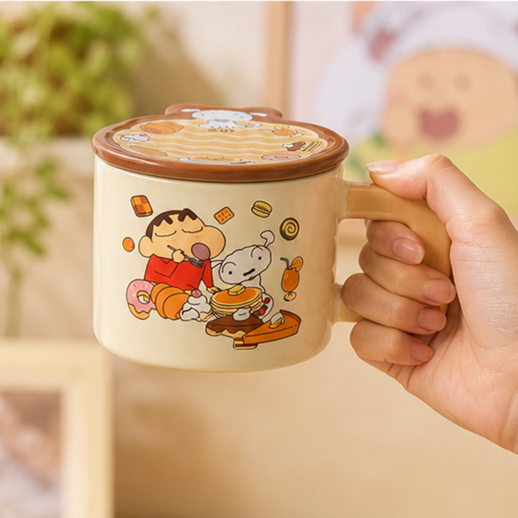 クレヨンしんちゃん ビスケットハウス ふた付きセラミックマグ