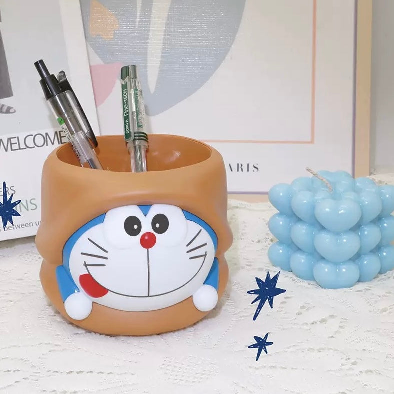 筆筒はキャラクター柄で可愛い