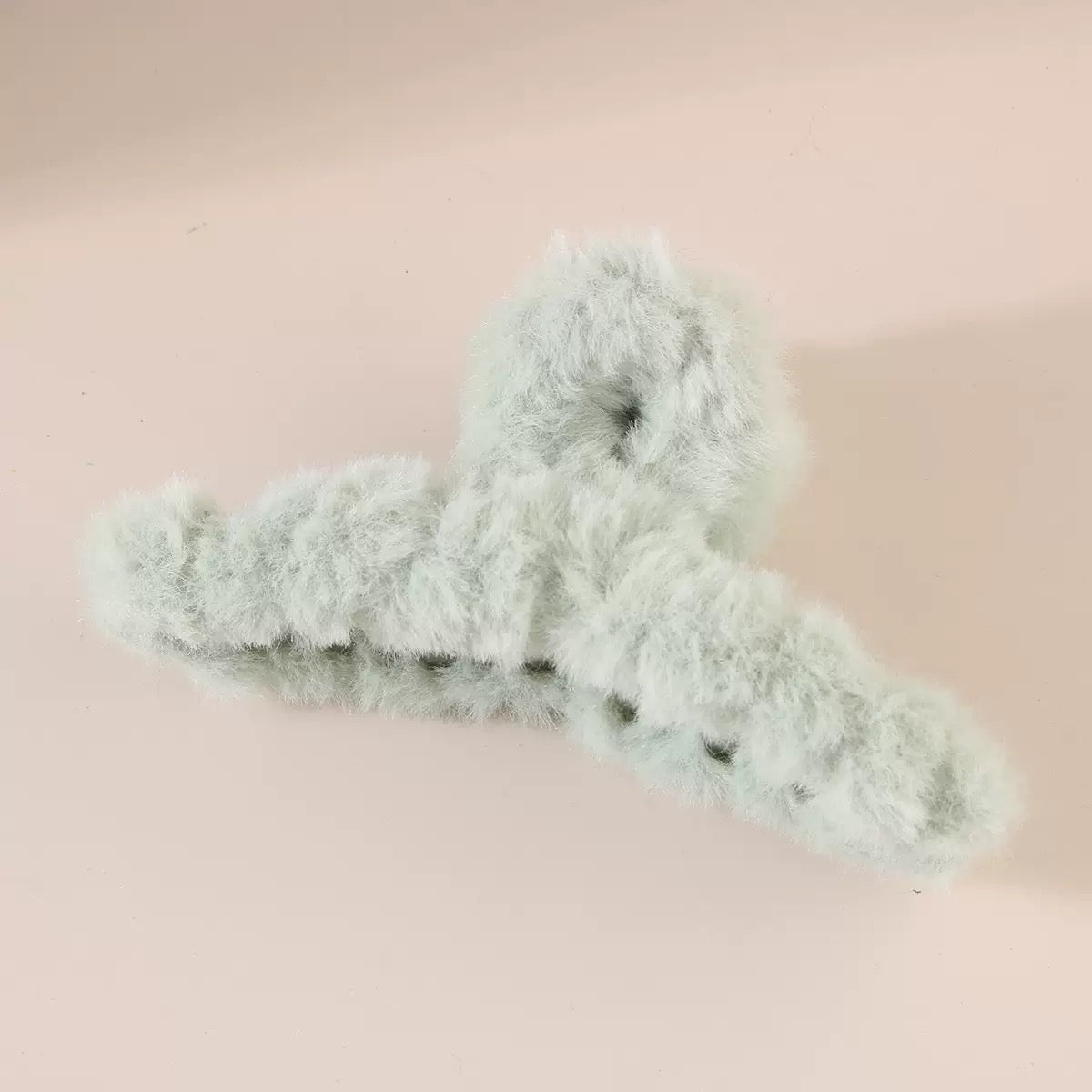 毛布のサメ型ヘアクリップDIY