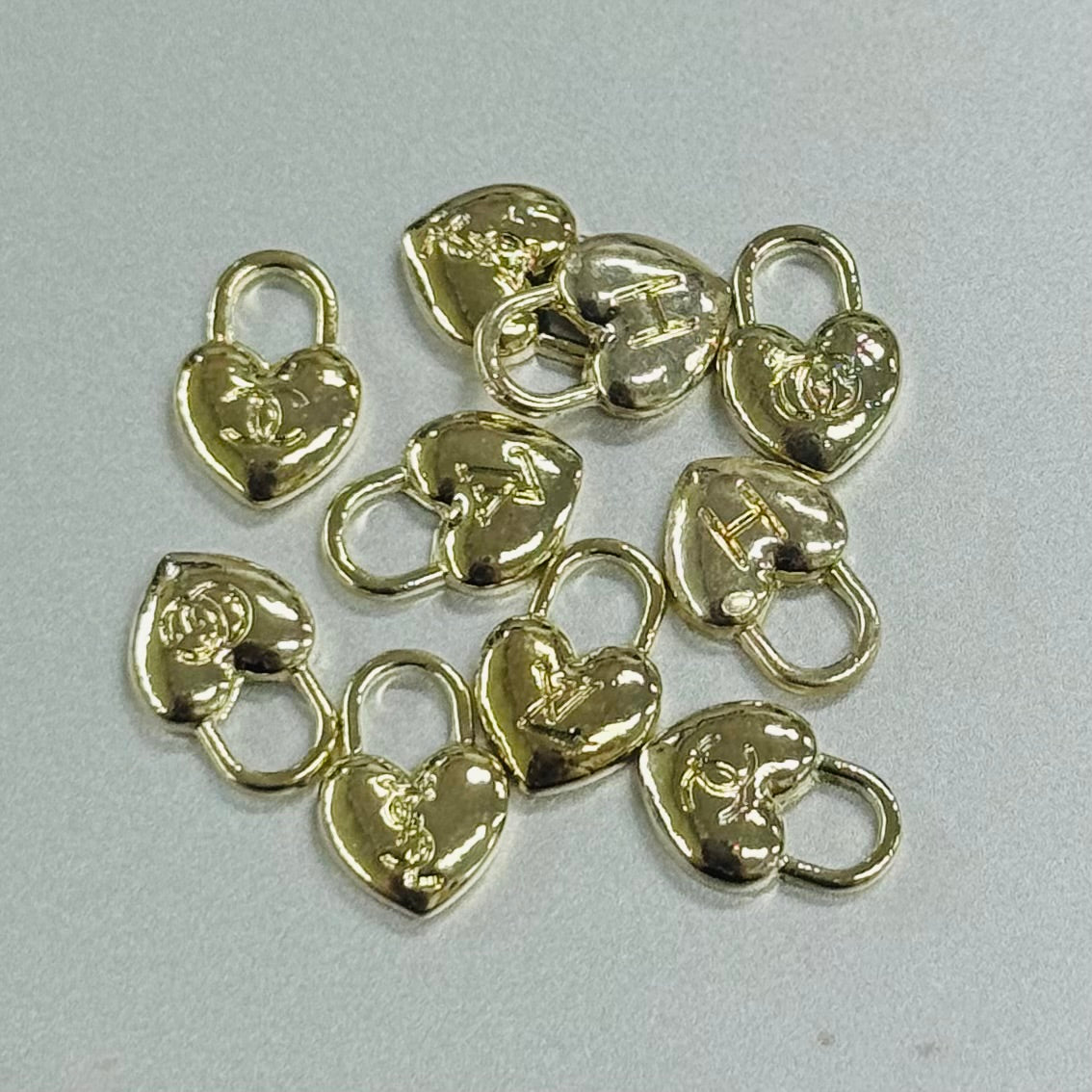 秘密金属ネイルアクセサリー10pcs