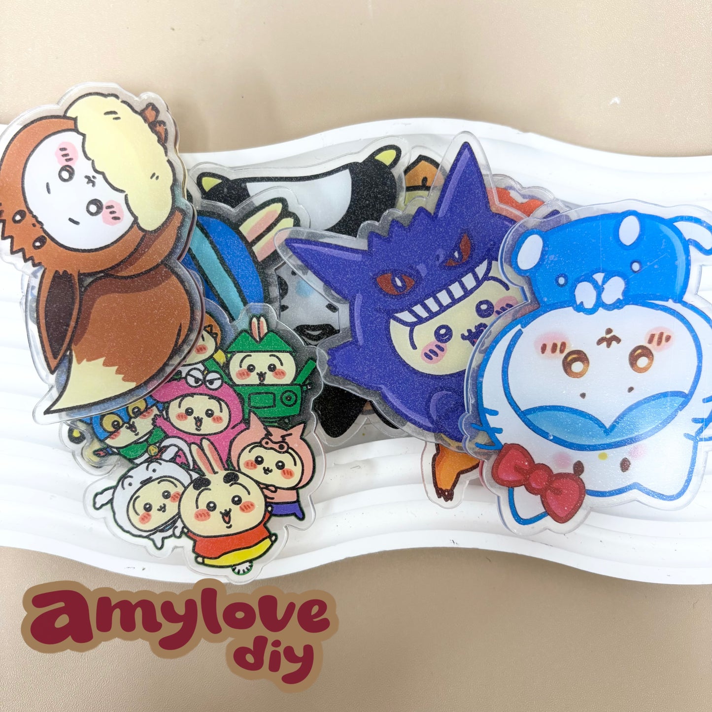 8cm亚克力片8枚(2種類mixできます)一枚つず柄選べる