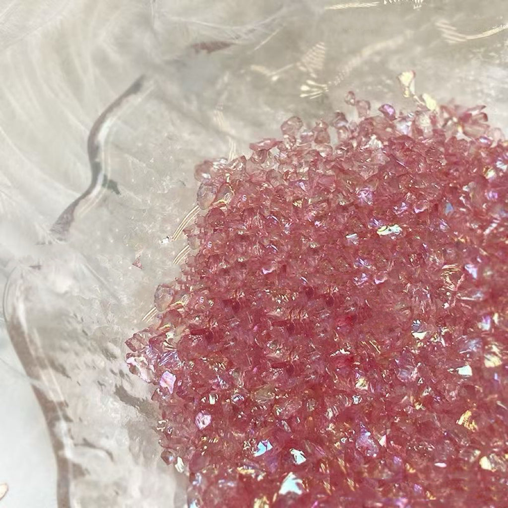 幻彩の装飾品を手作りします。