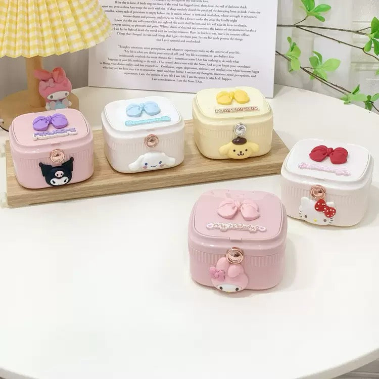 イヤリングアクセサリーケース収納ケース外出時に持ち運べます