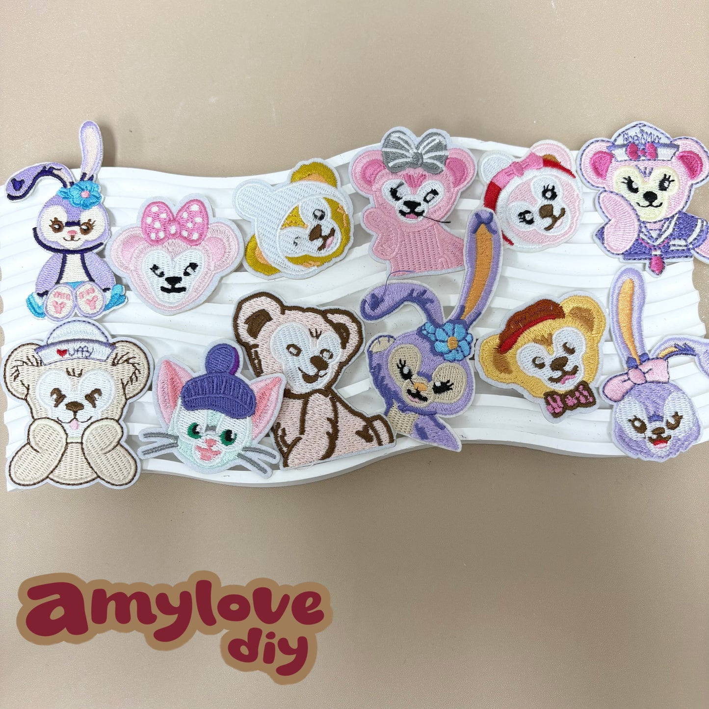 アニメ刺繍布貼りDIYパーツ