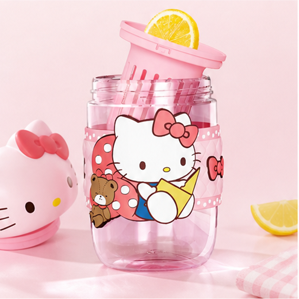 サンリオ ハローキティ 650ml フルーツインフューザー付き ストローボトル ピンク