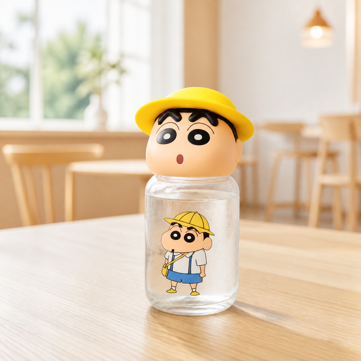 クレヨンしんちゃん 立体キャップ付きミニガラスボトル 230ml