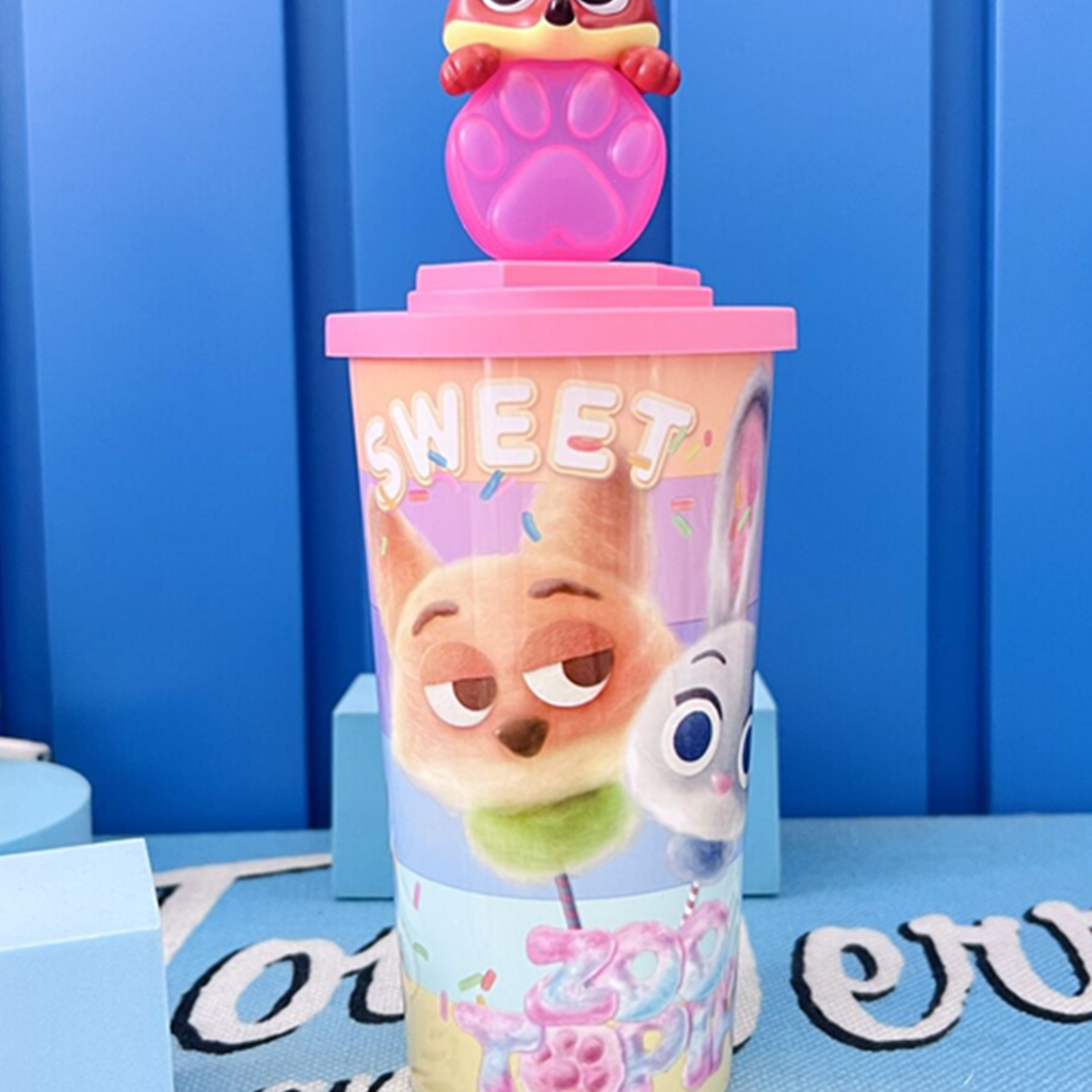 ディズニー ズートピア ニック 立体フィギュア付き ストローカップ 620ml