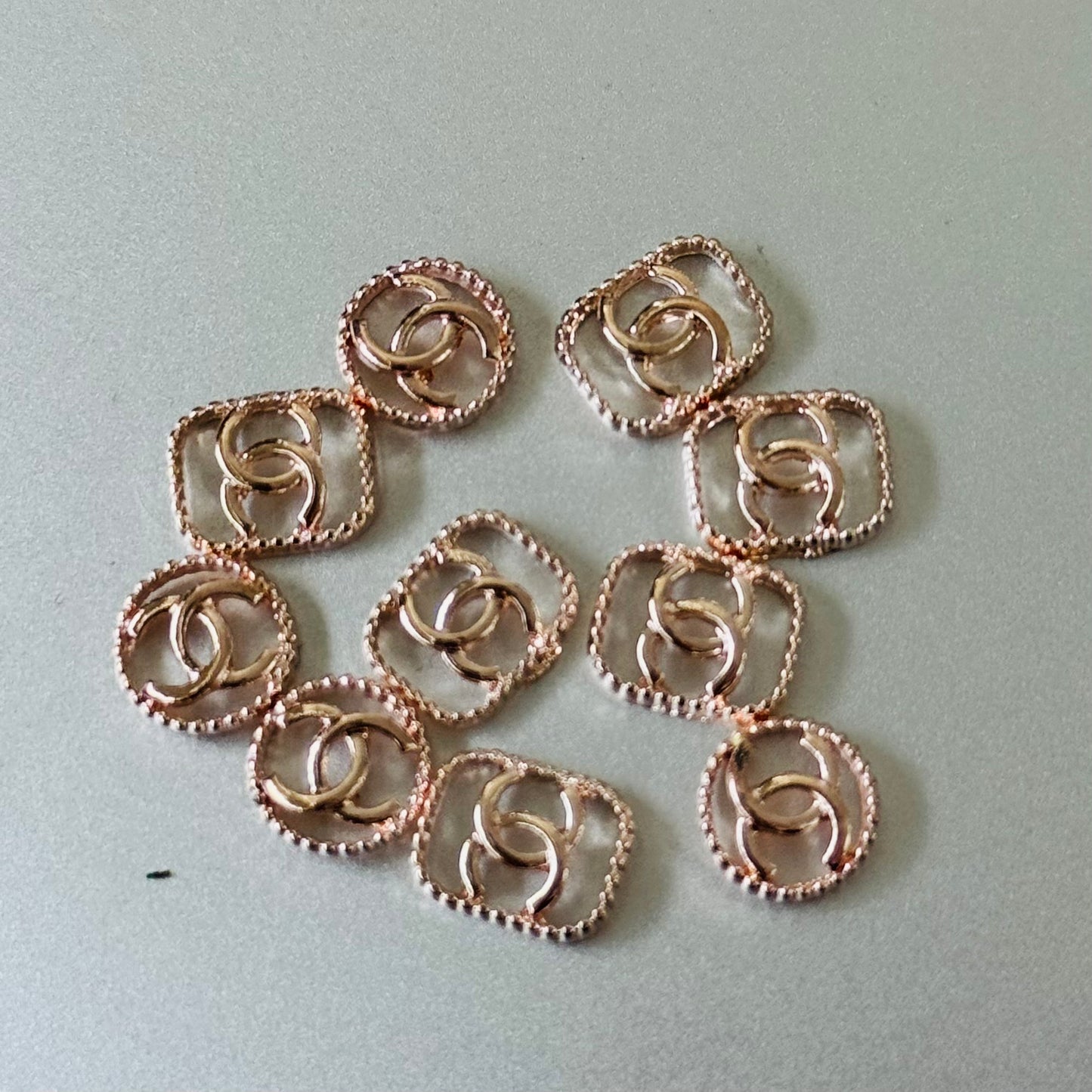 秘密金属ネイルアクセサリー10pcs
