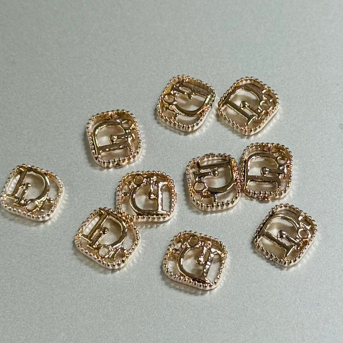 秘密金属ネイルアクセサリー10pcs