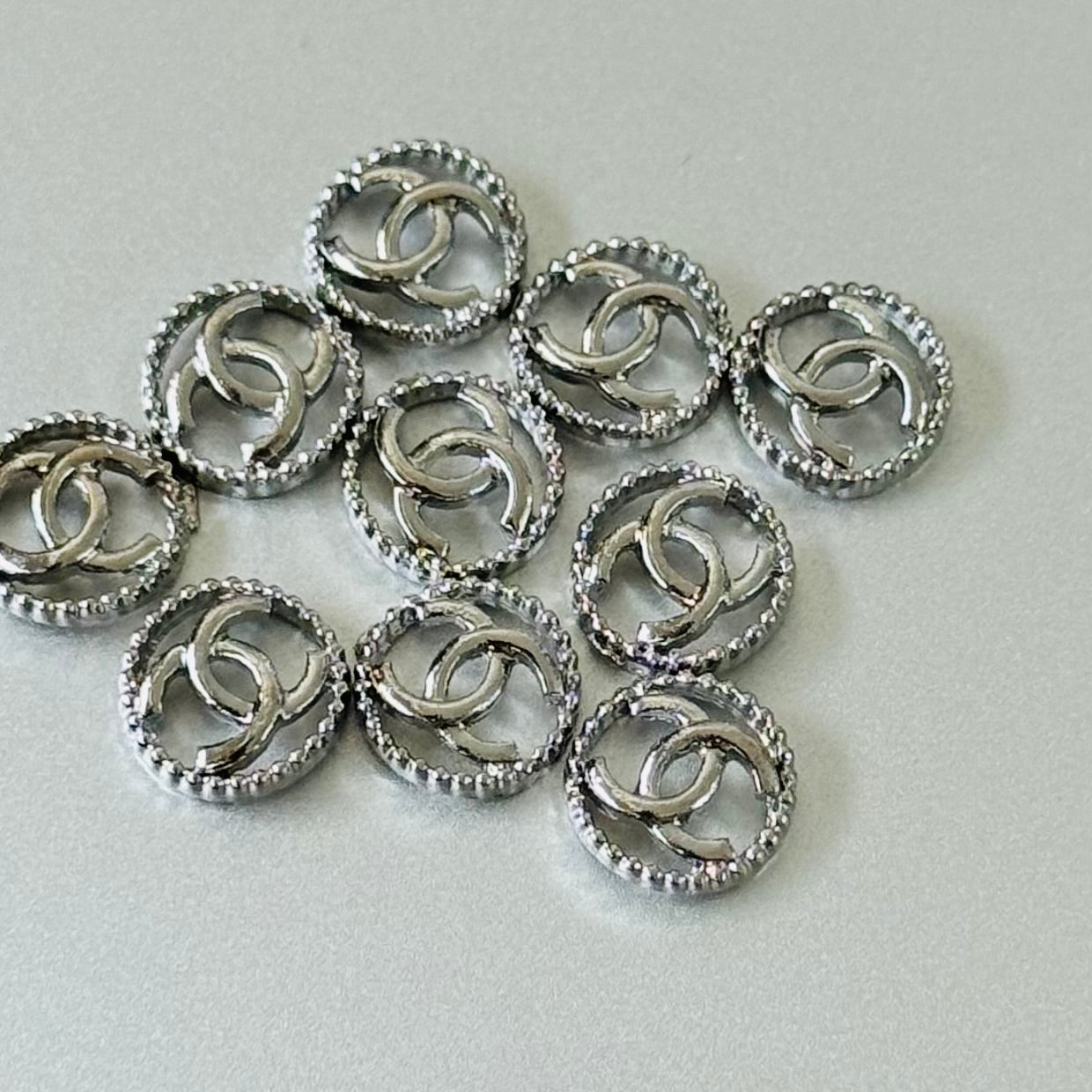 秘密金属ネイルアクセサリー10pcs