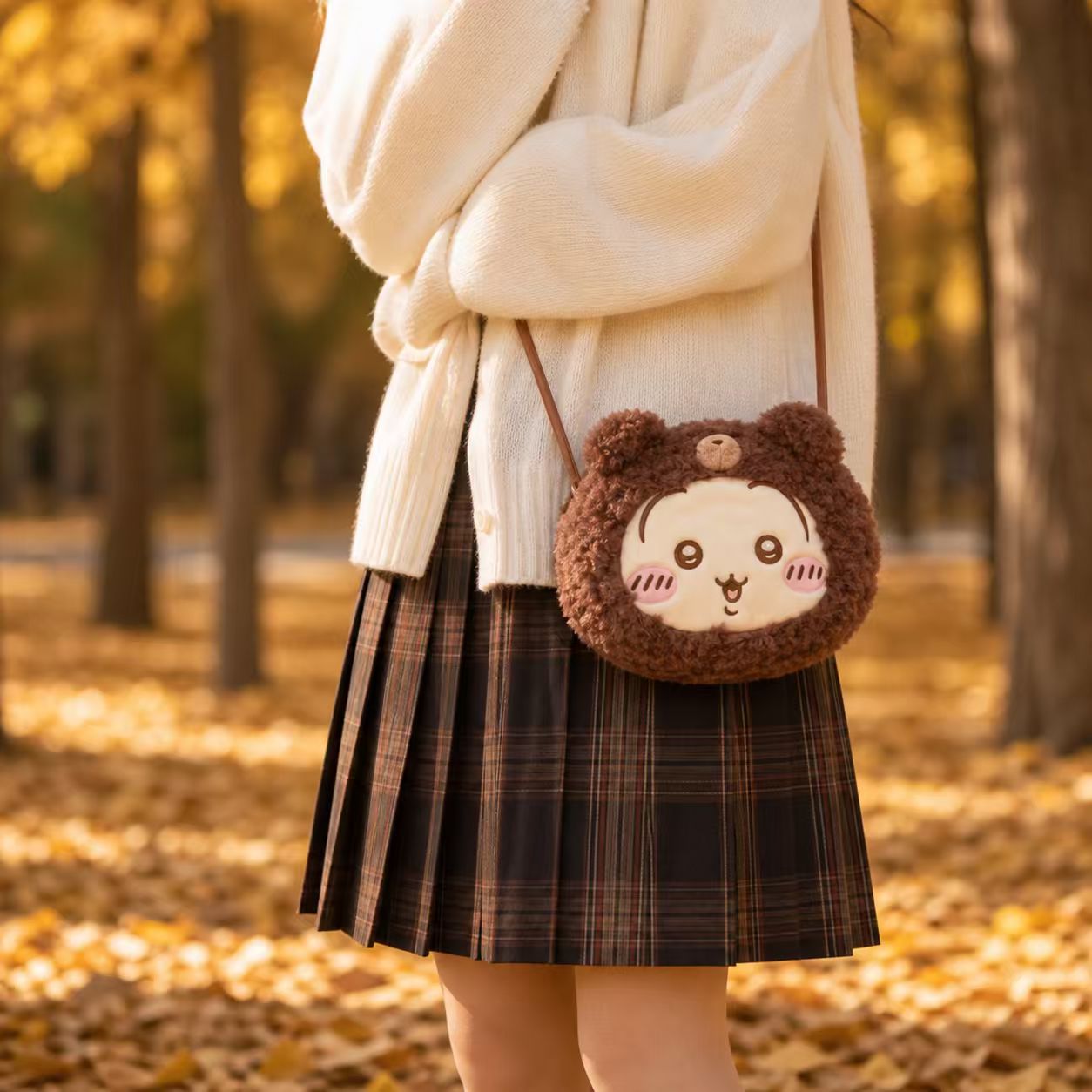 ふわもこフェイス ショルダーバッグ｜刺繍デザイン・斜め掛け