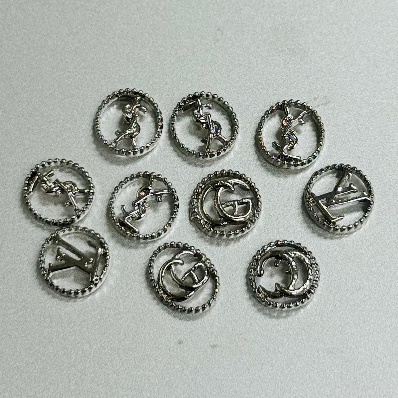 秘密金属ネイルアクセサリー10pcs