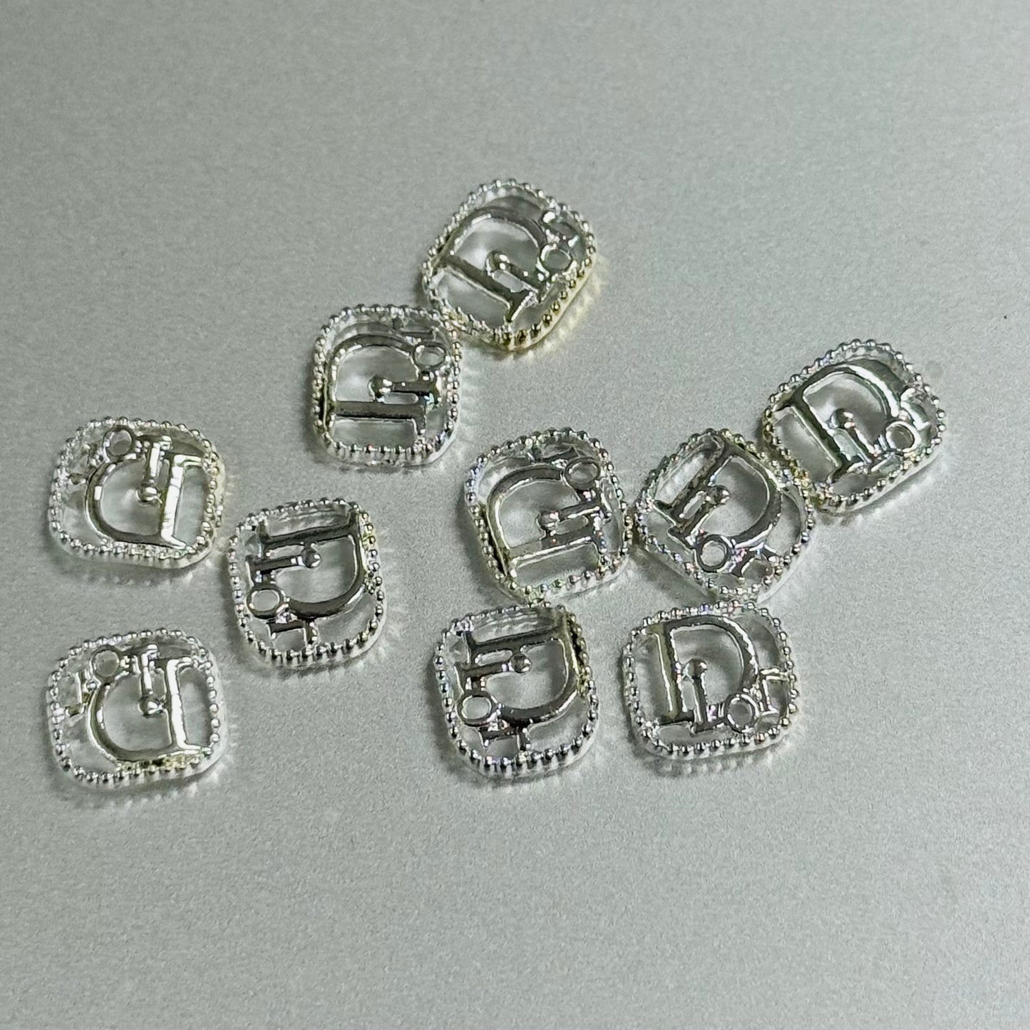 秘密金属ネイルアクセサリー10pcs