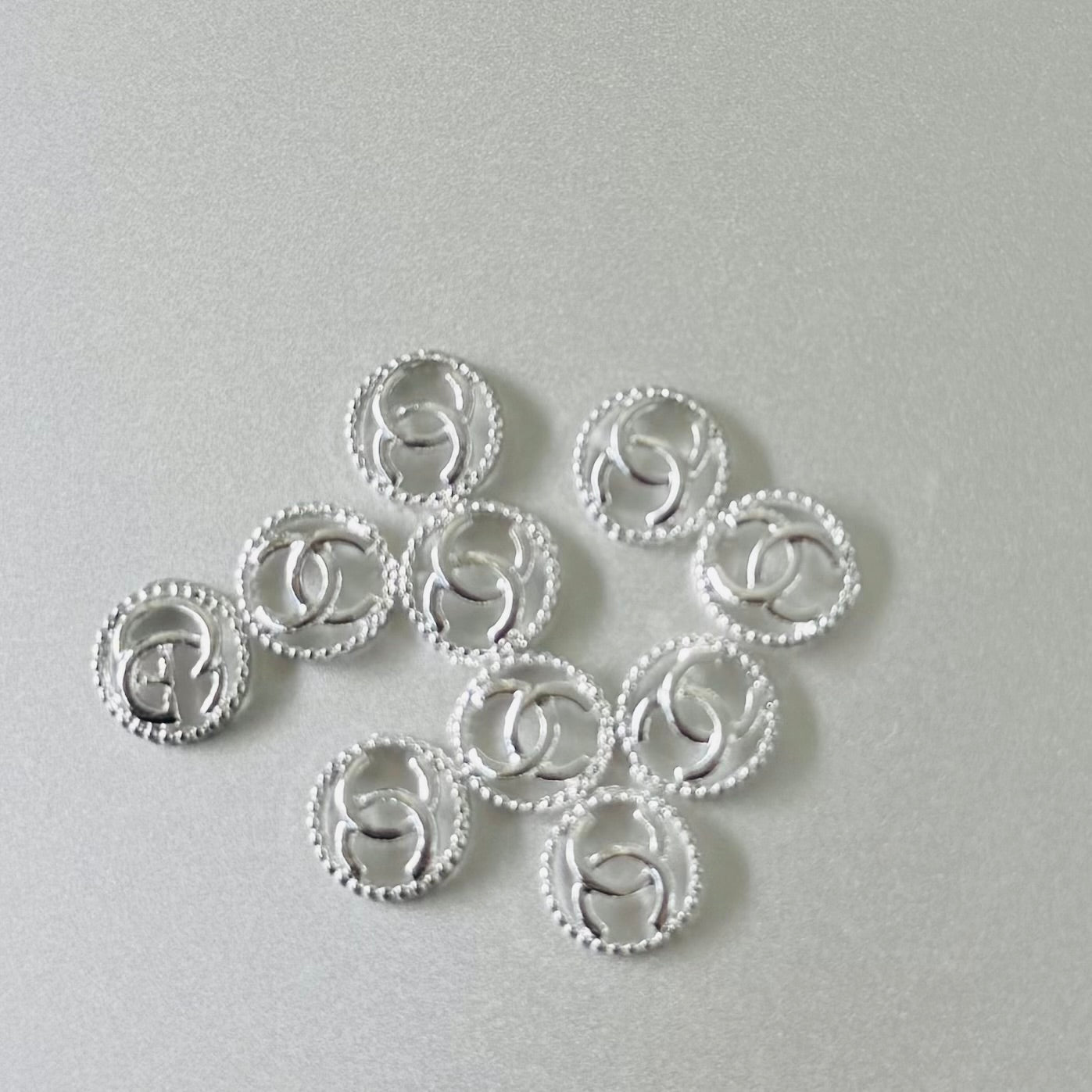 秘密金属ネイルアクセサリー10pcs