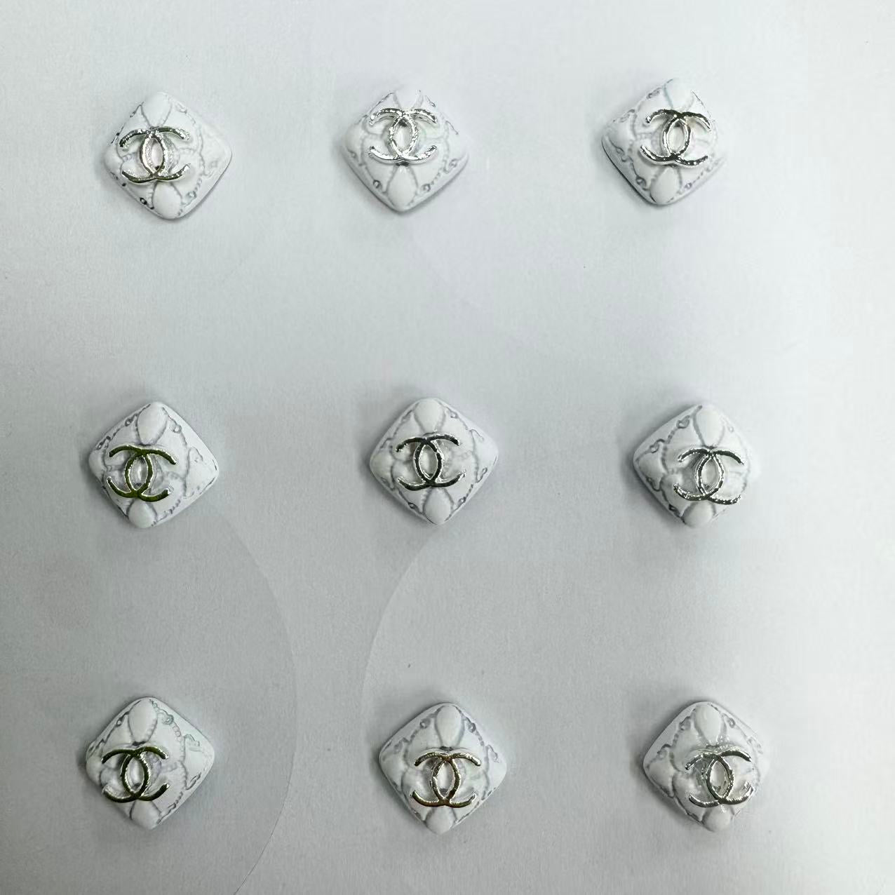 秘密金属ネイルアクセサリー10pcs