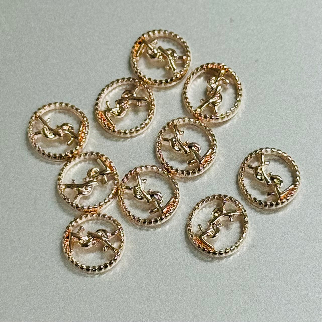 秘密金属ネイルアクセサリー10pcs