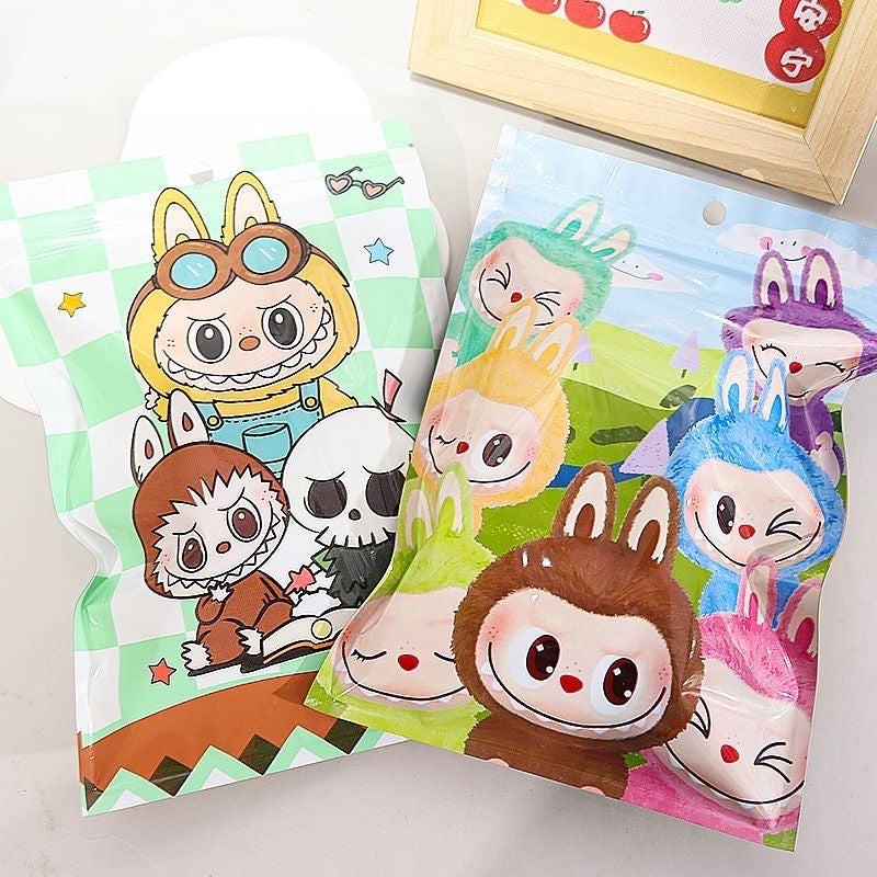 ラブブと SANRIOの包装袋5pcs